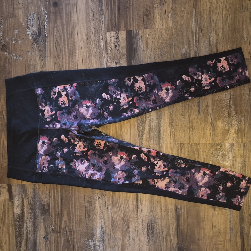 EUC Skechers Women's Black and Pink Floral Leggings. Medium